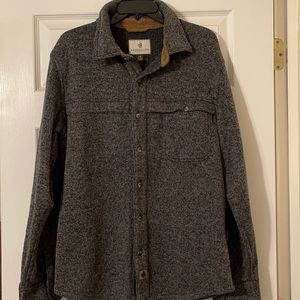 Legendary Whitetails thick button down. Size Large